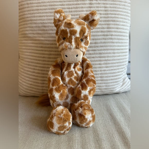 Jellycat Bashful Giraffe Plush - Tan and Cream - Picture 1 of 5